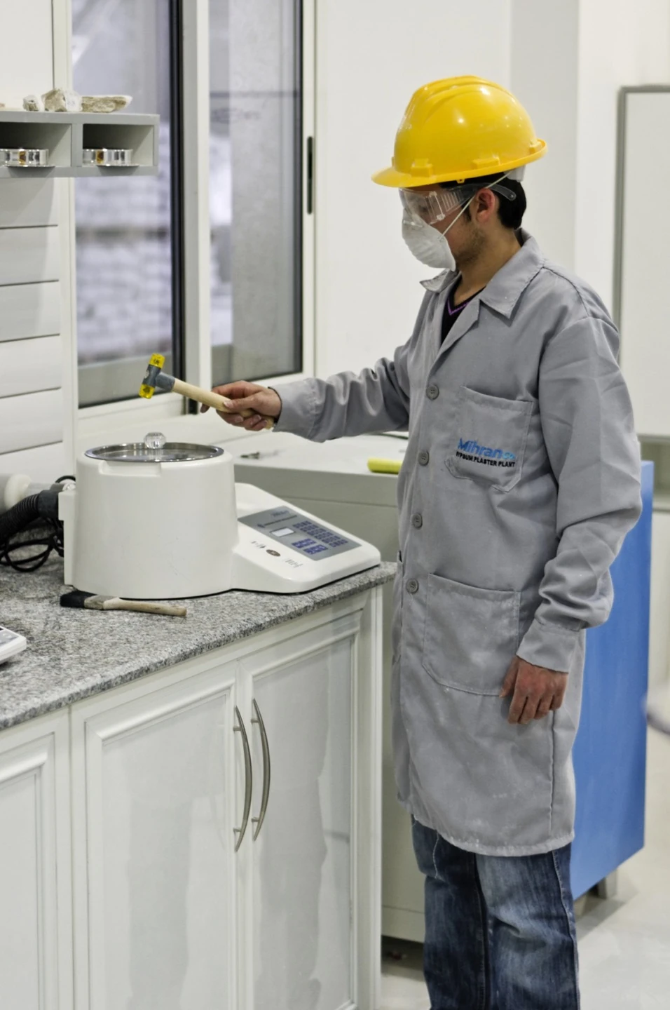 Laboratory material testing